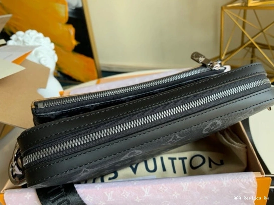 AAA Pruses Bags LOUIS VUITTON DISTRICT 0708